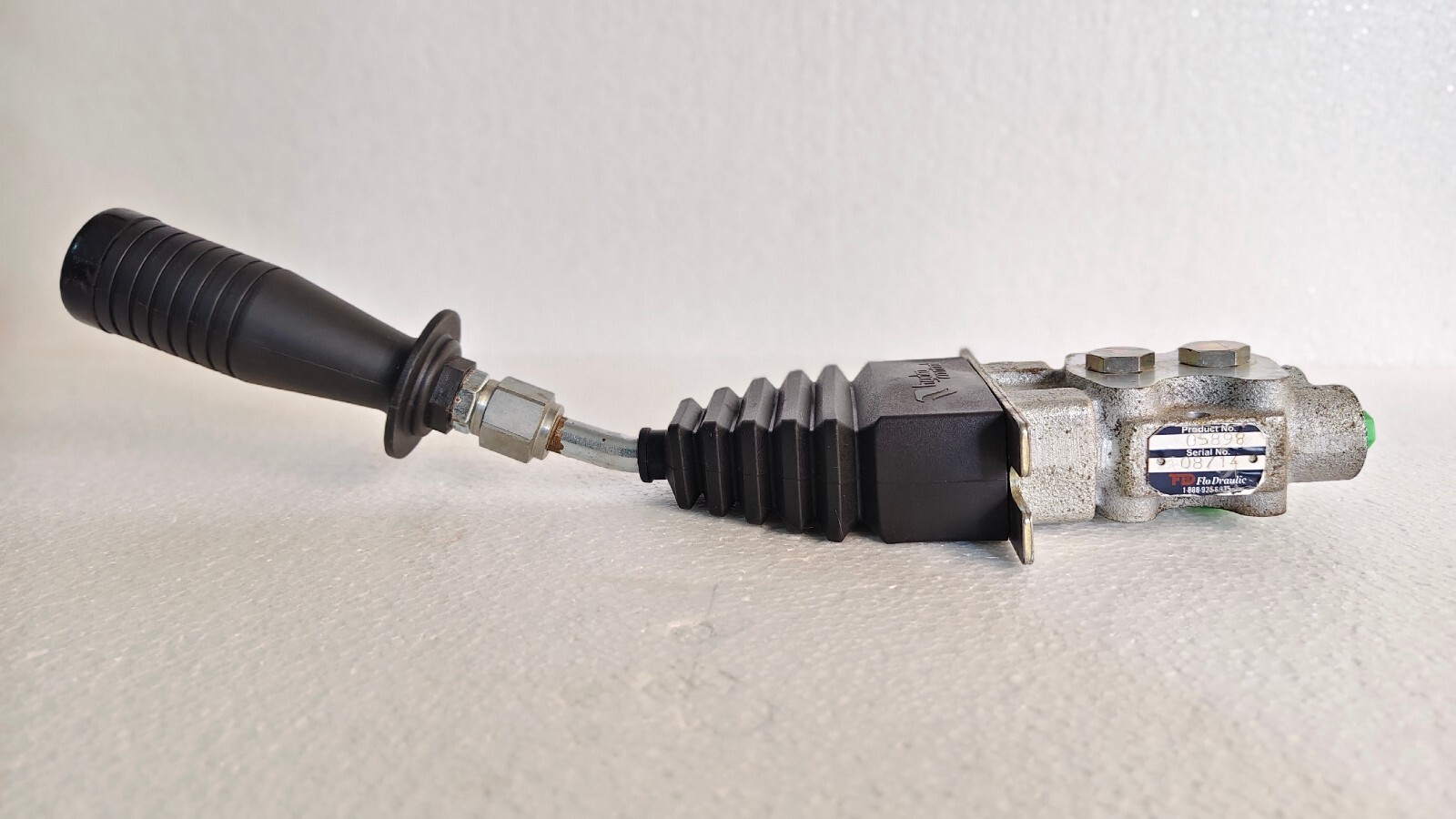 admin/uploads/uploads/FD Flo Draulic 05898 Joysitck _3.webp